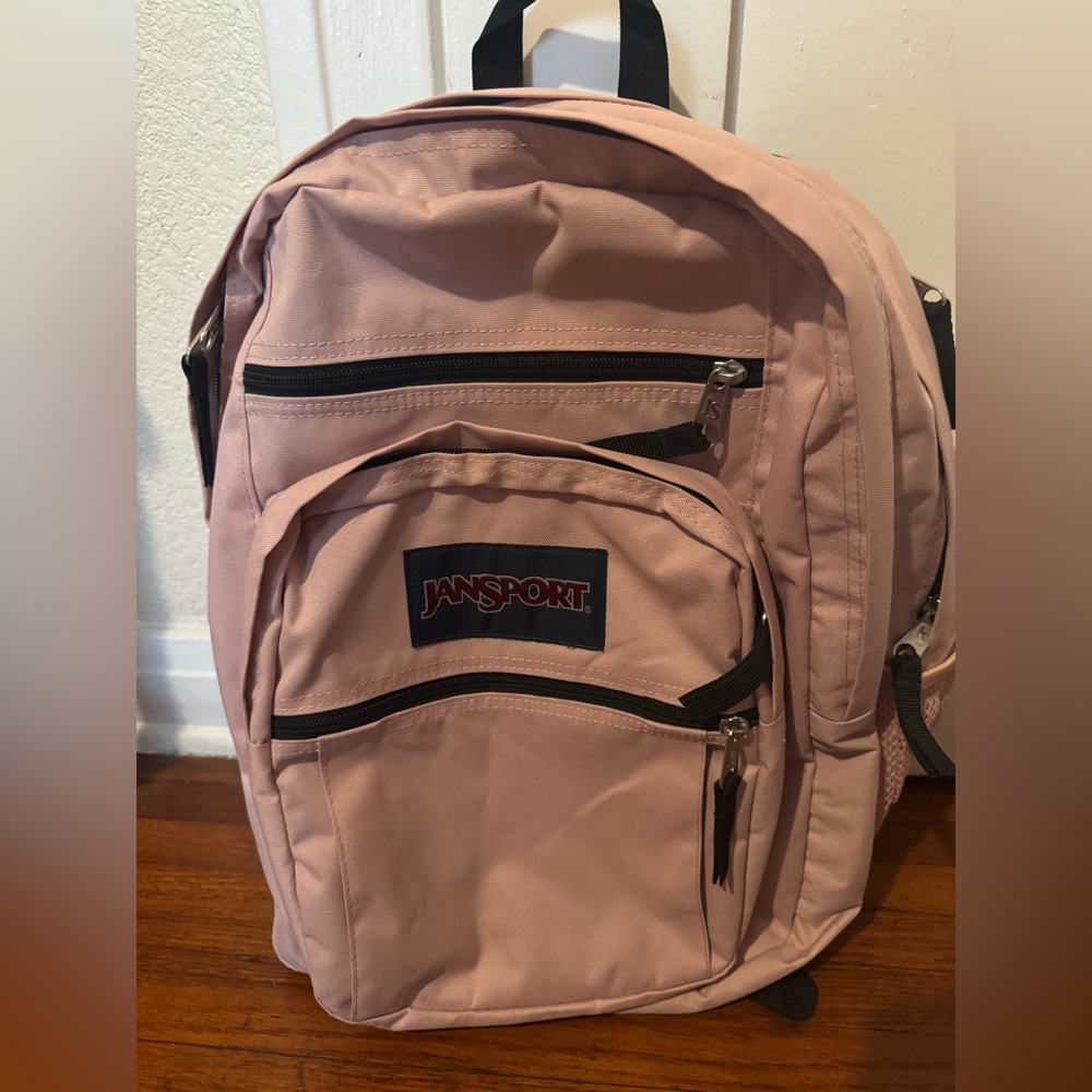 Pink Jansport backpack 🎒